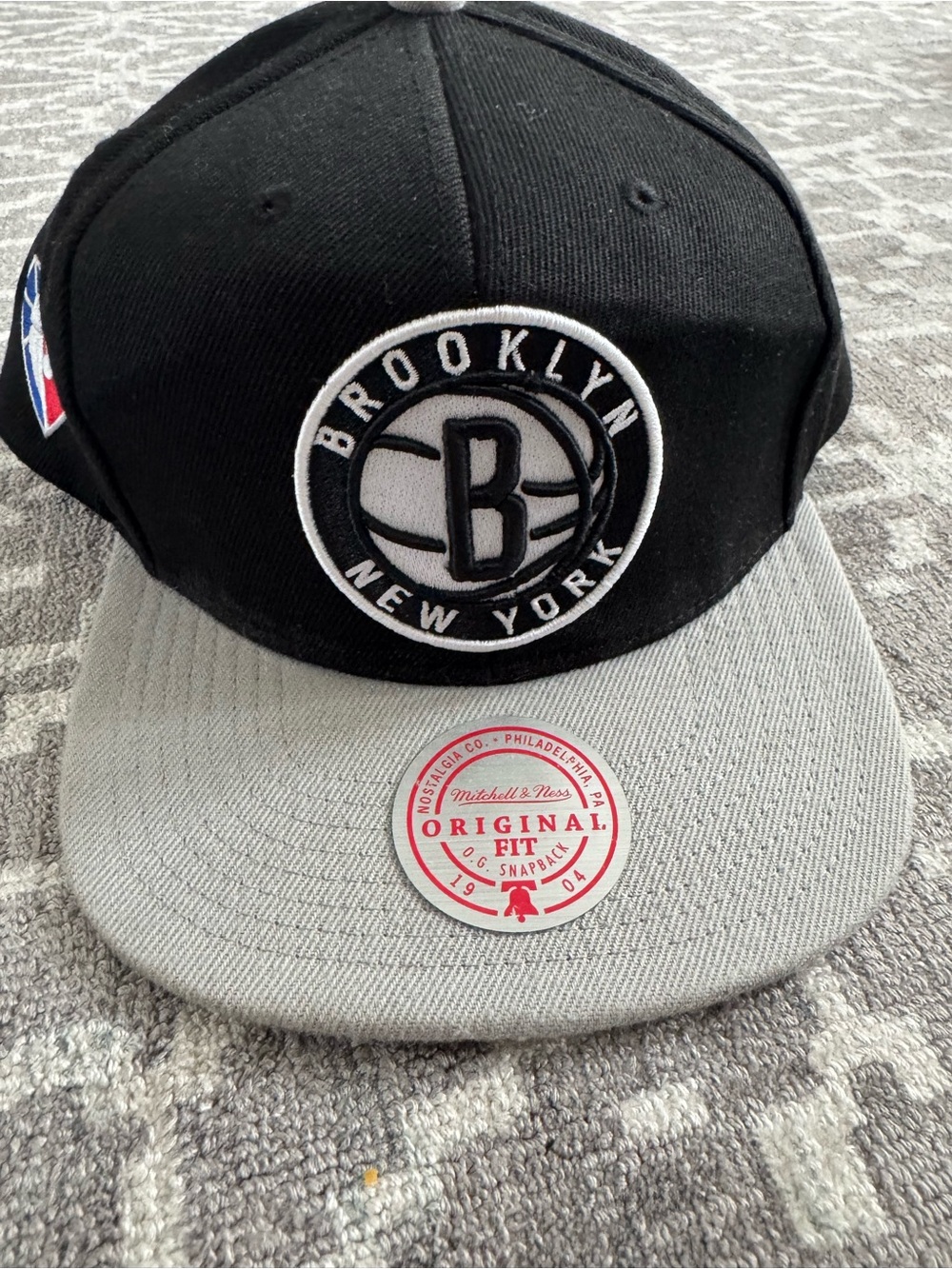 Brooklyn Nets Mitchell & Ness Logo Pro Crown Snapback Hat Black/Gray 75th